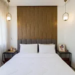 Luxury Marina Retreat, Walk To The Beach
