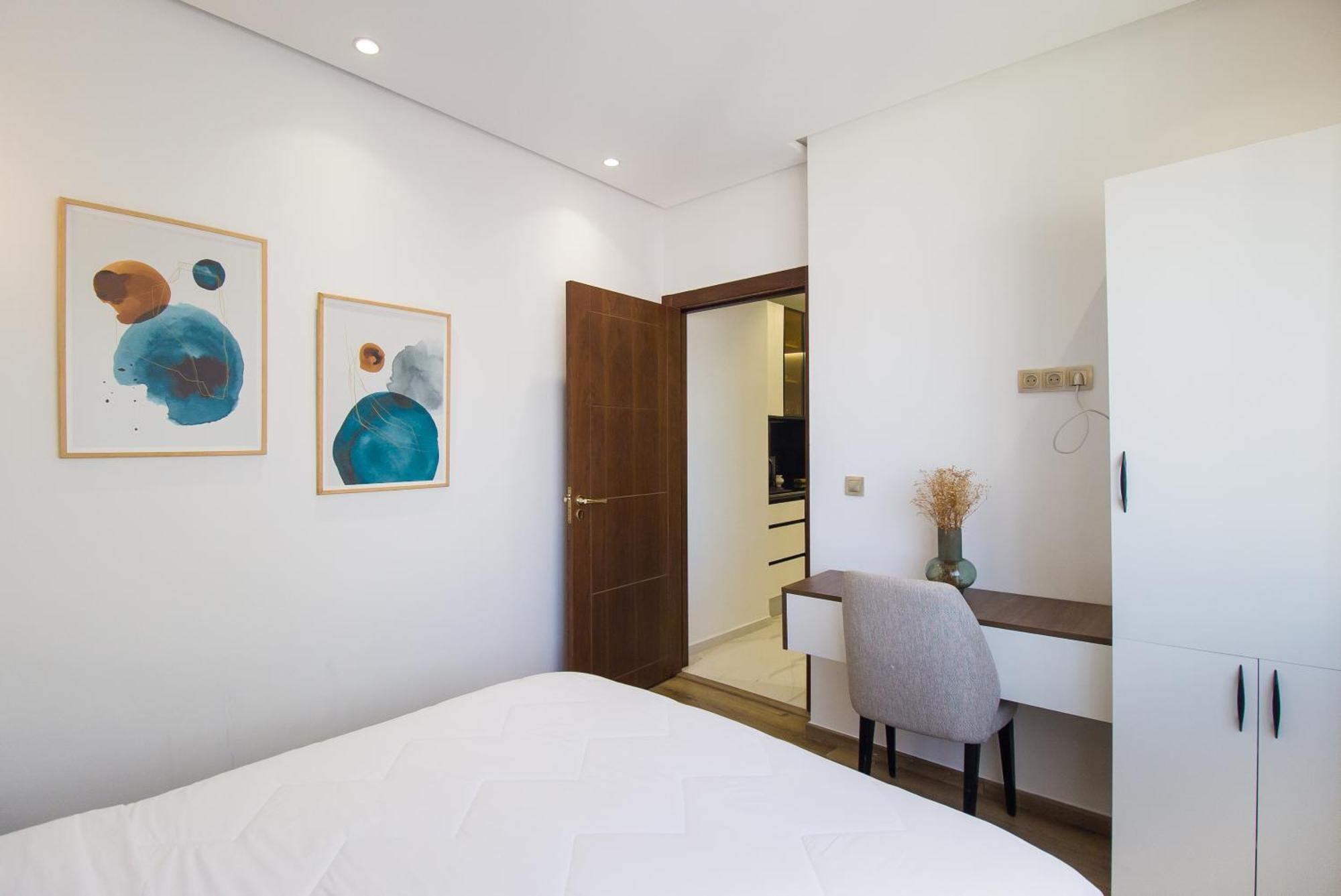 Apartment Luxury Marina Retreat, Walk To The