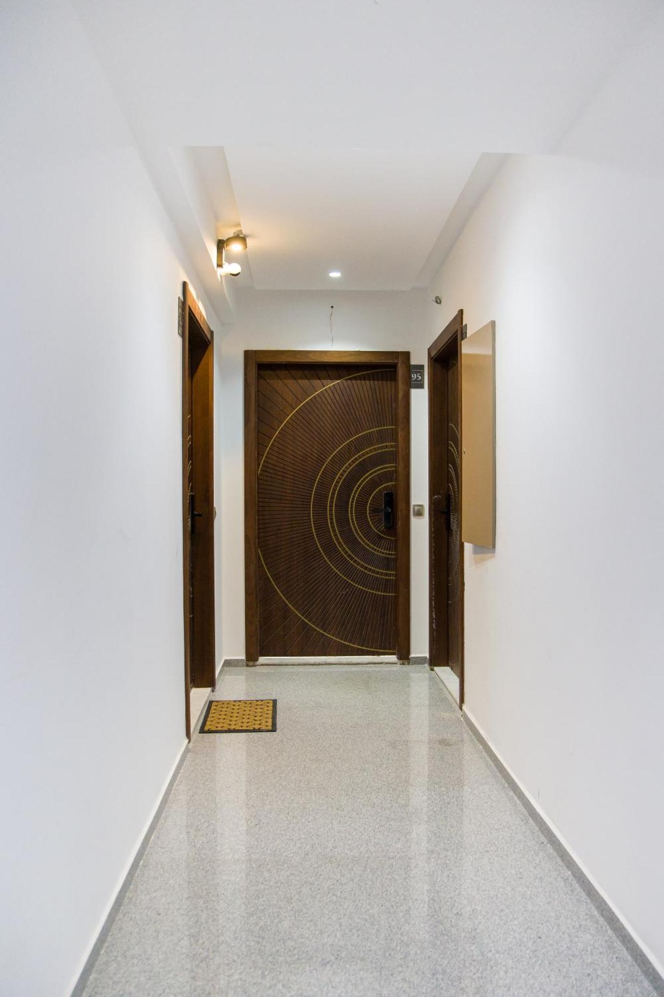 Luxury Marina Retreat, Walk To The Tangier